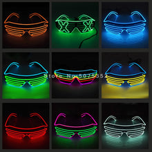 Carica l'immagine nel visualizzatore di Gallery, Occhiali da sole con otturatore luminoso per festival di carnevale Occhiali da sole a LED Dance DJ EL Occhiali da sole Occhiali al neon per decorazioni natalizie luminose per feste
