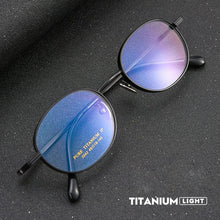 Load image into Gallery viewer, 100% Pure Titanium Men Women Glasses Frame Vintage Retro Broadside Blocking lens Design Oval Eyewear Anti Blue Light Optical