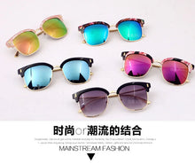 Load image into Gallery viewer, 2018  Kids Sunglasses Plastic Frame Children Goggles 5 Color Glasses Boys Grils UV400 Sun Glasses Oculos infantil 10pcs/lot