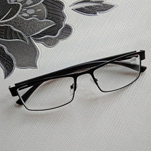 Load image into Gallery viewer, Men Titanium alloy Reading Glasses Non spherical Retro Business Hyperopia Prescription Eyeglasses For Female Male Reading