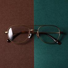 Carica l&#39;immagine nel visualizzatore di Gallery, Japanese Pure Titanium Glasses Frame Men Retro Double Beam Women Optical Myopia Prescription Lens Eyeglasses GAFAS