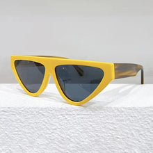 Load image into Gallery viewer, Arrive Fashional High Street Cat Eyes Sunglasses for Men and Women 100% Hand Made Yellow Acetate Solar Glasses