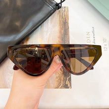 Load image into Gallery viewer, Arrive Fashional High Street Cat Eyes Sunglasses for Men and Women 100% Hand Made Yellow Acetate Solar Glasses