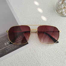 Carica l&#39;immagine nel visualizzatore di Gallery, 2023 New Pilot Sunglasses for Men Retro Double Bridge Girder Metal Sun Glasses Women UV400 Male Trending Products Shades
