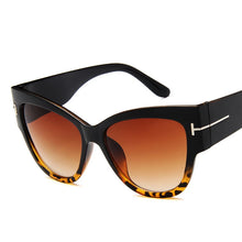 Carica l&#39;immagine nel visualizzatore di Gallery, 2023 New Tom Brand Designer Cat Eye Women Sunglasses Female Gradient Points Sun Glasses Big Oculos feminino de sol UV400