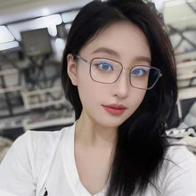 Load image into Gallery viewer, square Titanium Glasses Frame Men Luxury Fashion Ultralight Korean Eyeglasses Myopia Prescription Eyewear Spectacles Women
