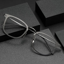 Load image into Gallery viewer, Vintage Pure Titanium Eyeglasses Frame Men Optical Myopia Prescription Glasses Frame Women Retro Luxury Designer Eyewear