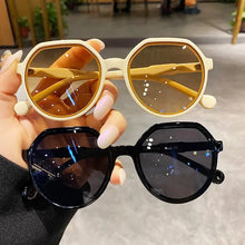 Load image into Gallery viewer, 2024 Sunglasses Women Brand Vintage Travel Sun Glasses Female Eyewear Luxury Driving Sun Glasses Gafas De Sol Hombre