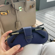 Carica l&#39;immagine nel visualizzatore di Gallery, 2024 Glasses Case Women Leather Soft Glasses Bag Portable Sunglasses Box Bag Accessories Eyeglasses Case Sunglasses Box