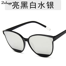 Load image into Gallery viewer, 2024 Oculos De Sol Sunglasses UV400 Women Vintage Metal Mirror Classic Vintage Sun Glasses Female Feminino Cycling Sunglasses