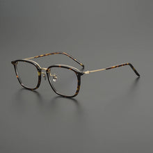 Carica l&#39;immagine nel visualizzatore di Gallery, Gatenac Quality Pure Titanium Glasses Frame Men Square Ultra Light Eyeglasses Frame Women Fashion Luxury Brand Designer Eyewear