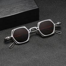 Load image into Gallery viewer, Vintage 2 In 1 Magnet Clip Pure Titanium Eyeglasses Frame Men Polarized Small Glasses Frame Women Luxury Brand Designer Eyewear