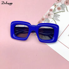 Carica l&#39;immagine nel visualizzatore di Gallery, Candy Color Square Kids Y2k Eyeglasses Anti-blue Light Inflatable Thick Computer Glasses Frame Boys Girls Retro Shades