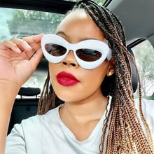 Carica l'immagine nel visualizzatore di Gallery, Candy Color Y2K Sunglasses Women New Luxury Brand Yellow Blue Oval Sunglasses Men Sexy Lip Punk Hip Hop Shades Female UV400
