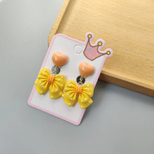 Carica l&#39;immagine nel visualizzatore di Gallery, Children Cartoon Acrylic Ear Clips No Ear Hole Jewelry Princess Girl Earrings Fashionable Baby Girl Clips