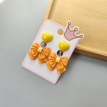 Carica l&#39;immagine nel visualizzatore di Gallery, Children Cartoon Acrylic Ear Clips No Ear Hole Jewelry Princess Girl Earrings Fashionable Baby Girl Clips