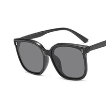 Load image into Gallery viewer, Children&#39;s Sunglasses Girl Baby Boy Cute Summer Round Frame Small Sunglasses Children&#39;s Glasses Steampunk Bee Kids Sunglasses