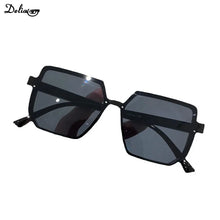 Load image into Gallery viewer, Classic Women's Vintage Sunglasses Women Small Frame Polygon Sun Glasses Lady Outdoor Driving Eyewear UV400Sunglasses for Women