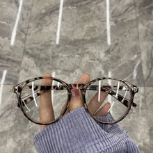 Load image into Gallery viewer, Elbru-1-1.5-2-2.5-3-3.5-4 Finished Myopia Glasses Women Vintage Round Anti-Blue Light Eyeglasses Men Optical Nearsighted Eyewear