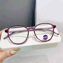 Load image into Gallery viewer, Elbru Round Anti Blue Light Reading Glasses Women Men New Presbyopia Optical Eyeglasses Unisex Hyperopia Eyewear Diopters +1+4