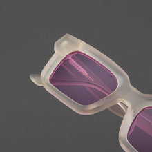 Carica l&#39;immagine nel visualizzatore di Gallery, Evove Light Clear Sunglasses Men Women Polarized Sun Glasses for Male Unisex Square Pink Yellow Blue Lens Acetate