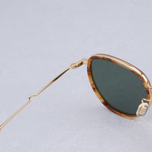 Load image into Gallery viewer, Eyeglow Pure Titanium Designer Round Sunglasses Black Men  Classical Eyeglasses Women Handmade Vintage Eyewear with Case