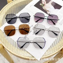 Load image into Gallery viewer, Fashion Pilot Sunglasses For Men Polarized Photochromic Day Night Driving Glasses Women Chameleon Goggles Unisex sonnenbrille