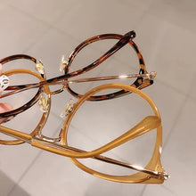 Load image into Gallery viewer, Round Women Glasses Frame Vintage Clear Lens Eyewear Men Optical Leopard Green Eyeglasses Frame clear glasses