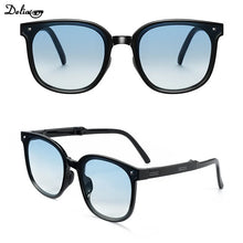 Load image into Gallery viewer, Folding Sunglasses Portable Ultra Light Sun Protection UV Protection  Sunglasses for Both Men and Women