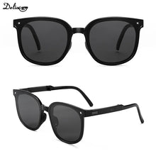 Load image into Gallery viewer, Folding Sunglasses Portable Ultra Light Sun Protection UV Protection  Sunglasses for Both Men and Women