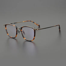 Load image into Gallery viewer, Gatenac Vintage Titanium Glasses Frame Men Ultra Light Prescription Myopia Eyeglasses Frame Women Retro   Brand Eyewear