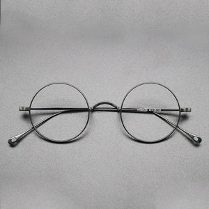 Vintage Pure Titanium Eyeglasses Frame Men Small Round Myopia Prescription Optical Glasses Frame Women Retro Luxury Eyewear