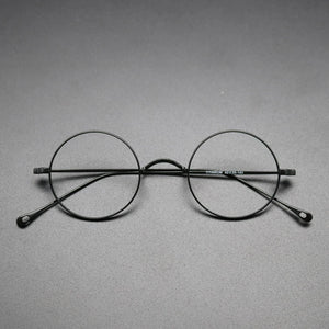 Vintage Pure Titanium Eyeglasses Frame Men Small Round Myopia Prescription Optical Glasses Frame Women Retro Luxury Eyewear