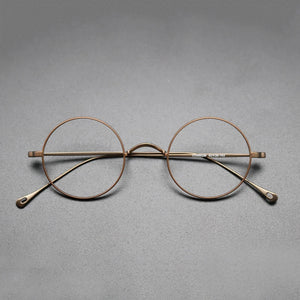 Vintage Pure Titanium Eyeglasses Frame Men Small Round Myopia Prescription Optical Glasses Frame Women Retro Luxury Eyewear