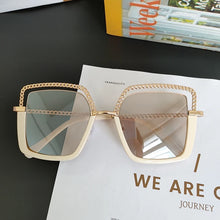 Carica l&#39;immagine nel visualizzatore di Gallery, HBK Luxury High Quality Women&#39;s Sunglasse Alloy Chain Case Sunglasses Brand Design Female Shades Ladies Eyeglasses UV400