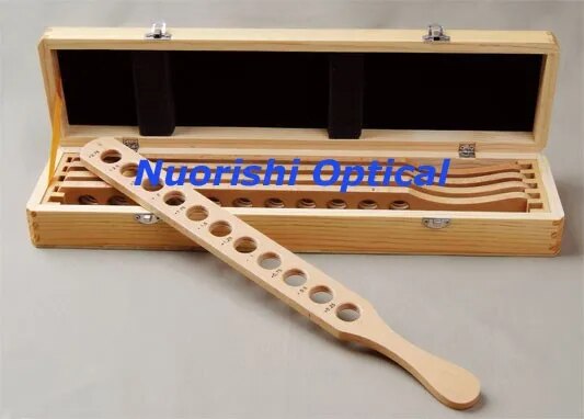 E03-2 Kit di set di rack per lenti per scheda di prova per retinoscopia 4 barre in legno confezionato in custodia di legno