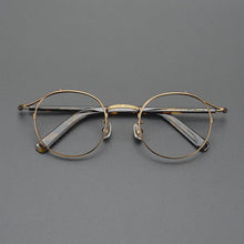 Carica l&#39;immagine nel visualizzatore di Gallery, Handmade Eyeglasses Retro Round Gold Wire Pure Titanium Alloy Glasses Frame Men Eyewear Ultra Light Myopia Japanese Designer