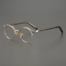 Carica l&#39;immagine nel visualizzatore di Gallery, Handmade Eyeglasses Retro Round Gold Wire Pure Titanium Alloy Glasses Frame Men Eyewear Ultra Light Myopia Japanese Designer