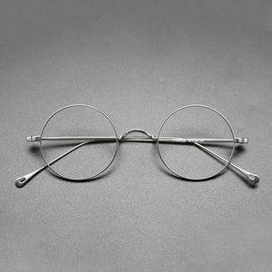 Vintage Pure Titanium Eyeglasses Frame Men Small Round Myopia Prescription Optical Glasses Frame Women Retro Luxury Eyewear
