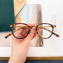 Carica l&#39;immagine nel visualizzatore di Gallery, Japanese 7285 Pure Titanium Frame Glasses Men Optical Prescription Eyeglasses Round Women Designer Myopia Eyewear Handmade
