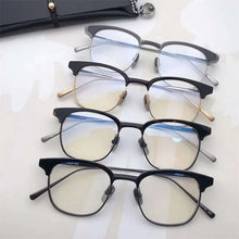 Carica l&#39;immagine nel visualizzatore di Gallery, Japanese Brand Blue Light Fuller Titanium Handmade Eyeglasses Ultralight Gafas Oval Myopia Prescription Glasses Frame Men Oculos