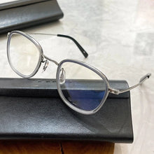 Load image into Gallery viewer, Japanese GMS-824 Pure Titanium Designer Vintage Round Eyeglasses Frame Men Hand-made Myopia Glasses Women Eye Accessories