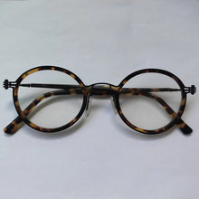 Carica l&#39;immagine nel visualizzatore di Gallery, Montatura per occhiali retrò rotonda in acetato di titanio cavo fatta a mano giapponese per uomo donna montatura per occhiali miopia con prescrizione ottica