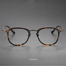 Carica l&#39;immagine nel visualizzatore di Gallery, Japanese Handmade Glasses Frame Men Retro Oval Titanium Acetate Eyeglasses Women Round Trend Eyewear Spectacles Accessory M3118