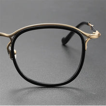 Carica l&#39;immagine nel visualizzatore di Gallery, Japanese Handmade Glasses Frame Men Retro Oval Titanium Acetate Eyeglasses Women Round Trend Eyewear Spectacles Accessory M3118