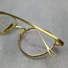 Load image into Gallery viewer, Japanese Handmade Pure Titanium Glasses Frame KMN113 Retro Oval Round Men Eyeglasses Women Myopia Reading Eyewear Frames Oculos