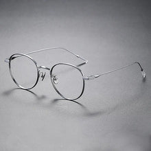 Carica l&#39;immagine nel visualizzatore di Gallery, Japanese Handmade Pure Titanium Glasses Frames Men Women Ultra Light Round Eyeglass Frames Reading Prescription Eyewear Frame