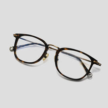 Carica l&#39;immagine nel visualizzatore di Gallery, Japanese Handmade Square Titanium Glasses Frame Men Ultralight Myopia Eyeglasses Women Retro Prescription Anti Blue Light Optics