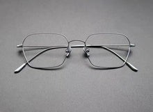 Carica l&#39;immagine nel visualizzatore di Gallery, Japanese Handmade Titanium Glasses Frame Women Lightweight Optical Blue Light Eyewear Men Square Prescription Eyeglasses Gafas