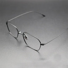 Carica l&#39;immagine nel visualizzatore di Gallery, Japanese Handmade Titanium Glasses Frame Women Lightweight Optical Blue Light Eyewear Men Square Prescription Eyeglasses Gafas